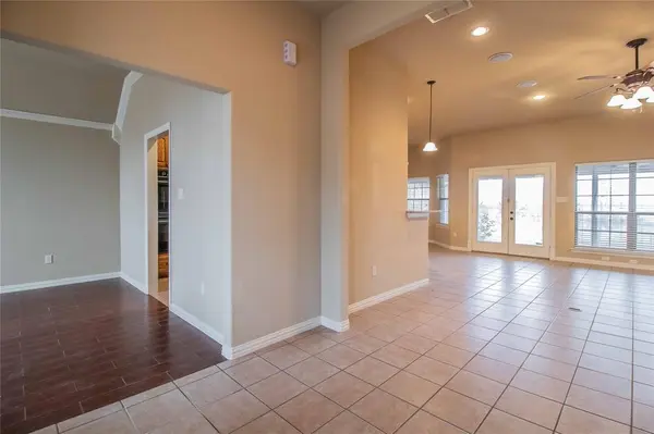 5957 Stacy Lane, Weatherford, TX 76087