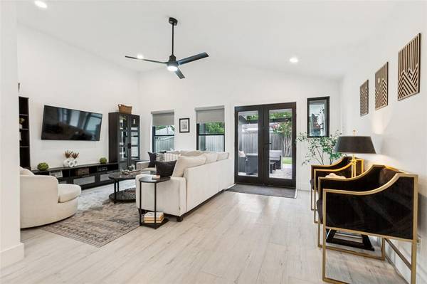 411 Ridgewood Drive, Richardson, TX 75080