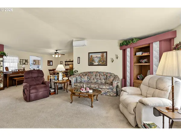 94998 SPRING VALLEY LN, Marcola, OR 97454
