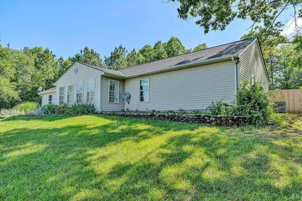 1145 Solanus DR, Bedford, VA 24523