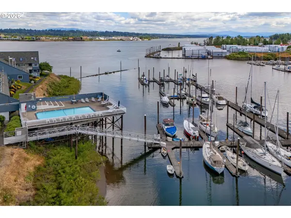 113 N HAYDEN BAY DR, Portland, OR 97217