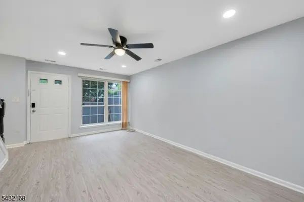151 W Market St #1415, Newark City, NJ 07103