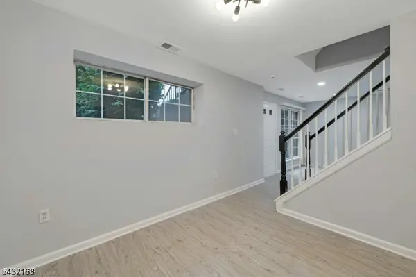 151 W Market St #1415, Newark City, NJ 07103
