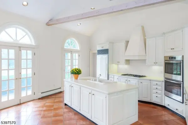 65 Youngs Rd, Harding Twp., NJ 07920