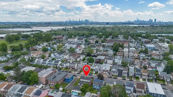 57 Devon St, North Arlington Boro, NJ 07031