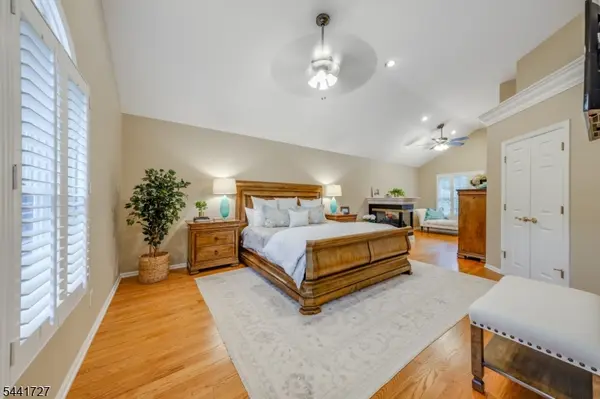 38 Hilltop Ter, Chatham Twp., NJ 07928