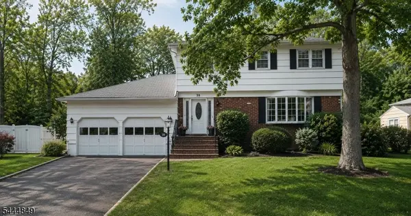 39 Saint Germain Dr, Clark Twp., NJ 07066