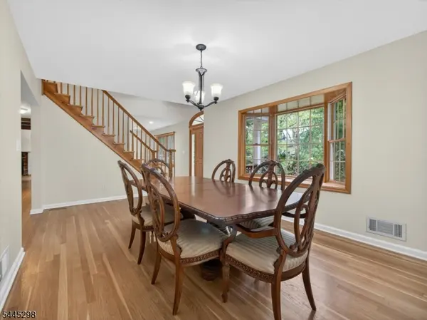 157 Grove St, Ramsey Boro, NJ 07446