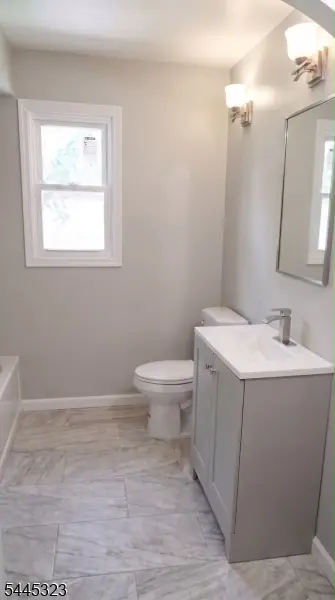 155 Prescott Ave #1, Hawthorne Boro, NJ 07506