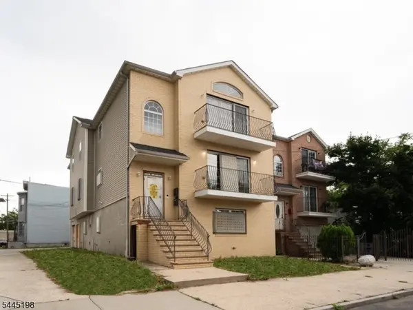 26-28 Mount Pleasant Ave, Newark City, NJ 07104