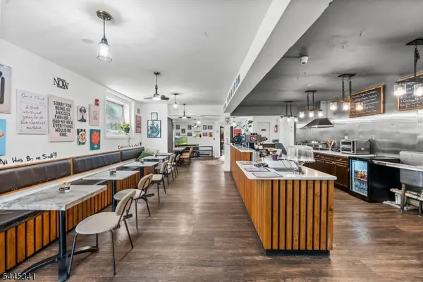 80 Mallory Ave, Jersey City, NJ 07304