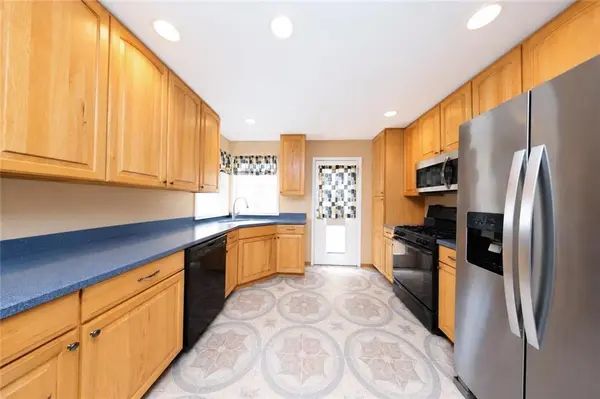104 Linwood AVE, Staten Island, NY 10305
