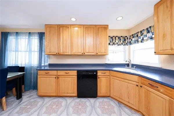 104 Linwood AVE, Staten Island, NY 10305
