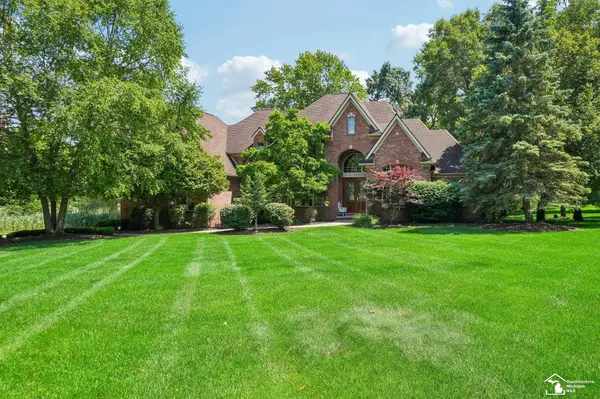 5322 N Meadow CT, Salem Twp, MI 48105