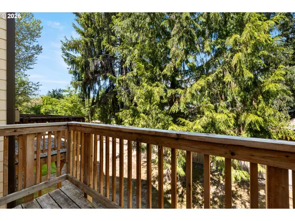 621 SW DILLAN DR, Beaverton, OR 97006
