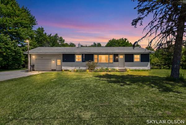 4988 S Brooks RD, Fruitport Twp, MI 49415