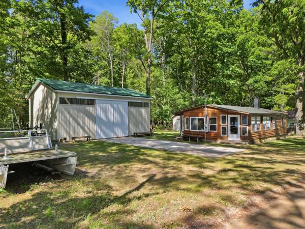 312 Woodland, Belvidere Twp, MI 48886
