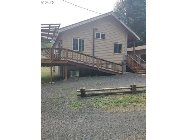 34376 STATE HIGHWAY 38, Scottsburg, OR 97473