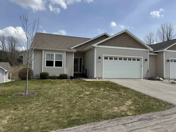 4588 Kodiak DR,  Long Lake Twp,  MI 49685