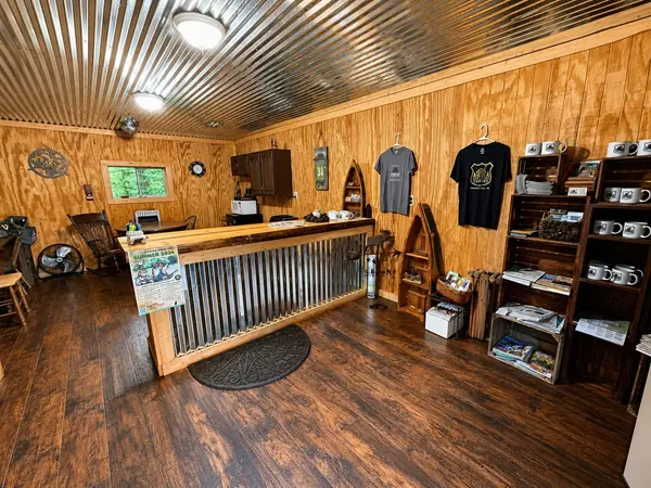 10400 N US-31 N, Grant Twp, MI 49411