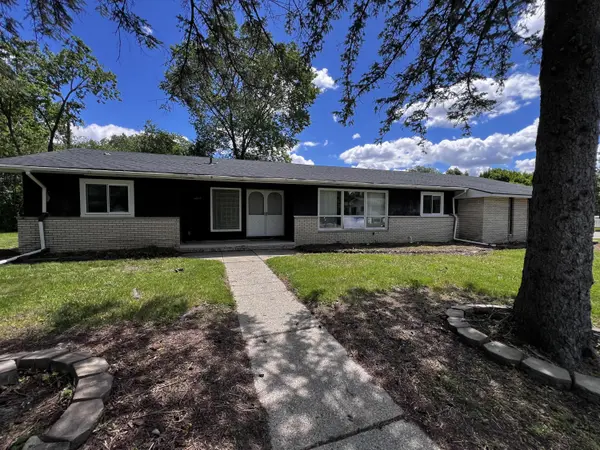 1655 Tudor DR, Ann Arbor, MI 48103
