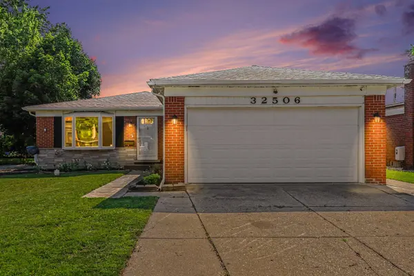 32506 Shawn DR, Warren, MI 48088