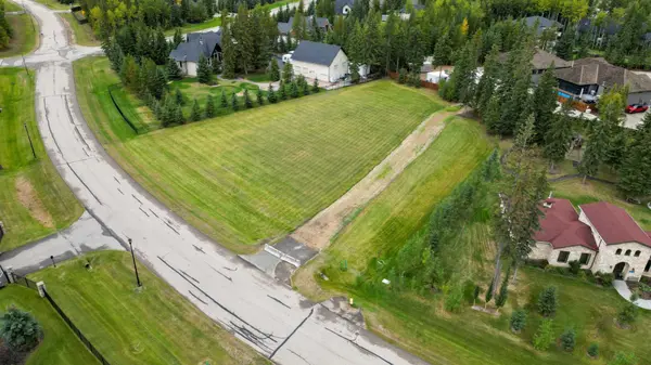 5702 Taylor Way, Rural Grande Prairie No. 1 County Of, AB T8W 0H3