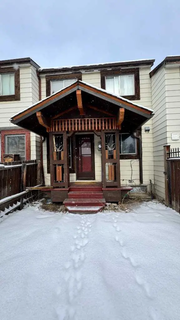 6551 Huntsbay RD NW, Calgary, AB T2K5R3