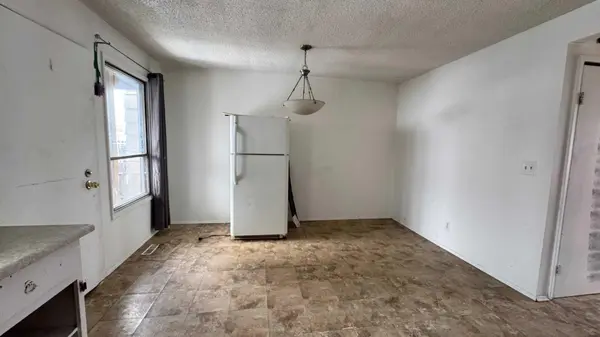 6551 Huntsbay RD NW, Calgary, AB T2K5R3