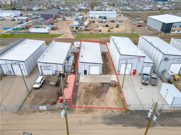 12523 101 ST, Grande Prairie, AB T8V 5S1