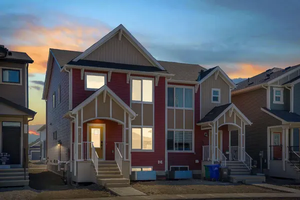 351 Fireside DR, Cochrane, AB T4C 3J1