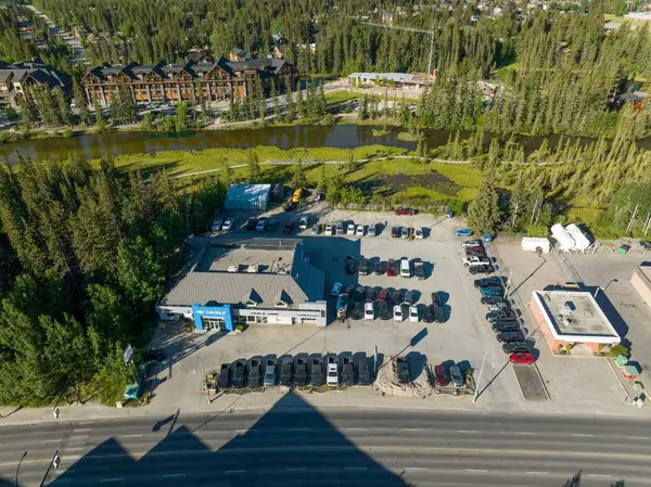 707 Railway AVE, Canmore, AB T1W 1P2