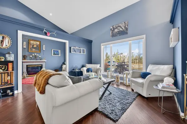 10 Willow Springs CRES, Sylvan Lake, AB T4S 1G1
