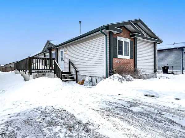 9009 90 Avenue, Grande Prairie, AB T8X 0C4
