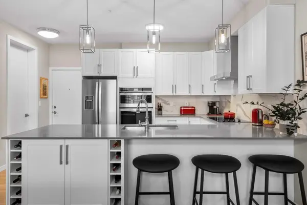 11 Mahogany CIR SE #607, Calgary, AB T3M 2Z3