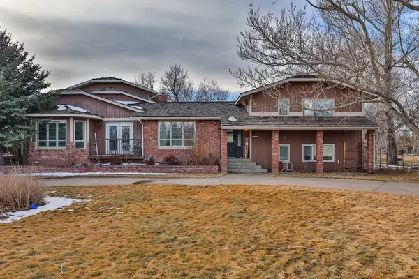 182 S 3 Street E, Magrath, AB T0K 1J0