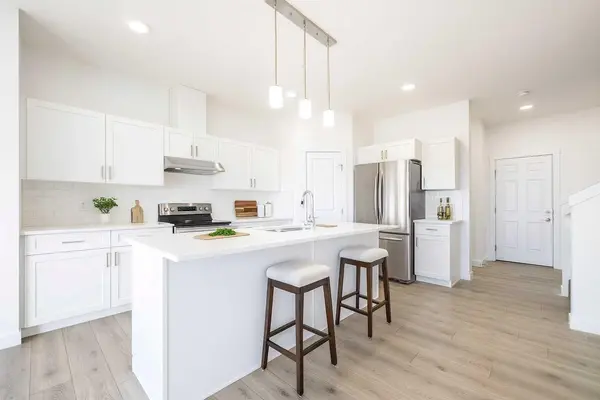 308 Edgefield Close, Strathmore, AB T1P2H9