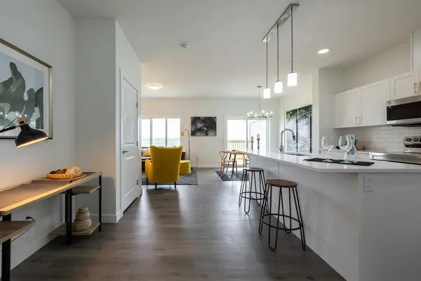 300 Edgefield Close, Strathmore, AB T1P 2H9