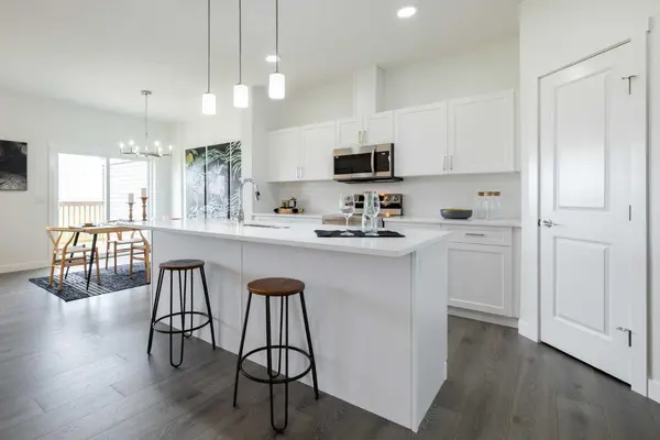 304 Edgefield Close, Strathmore, AB T1P 2H9