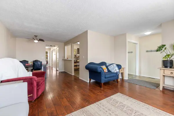 1607 Summerfield BLVD, Airdrie, AB T4B 1C7