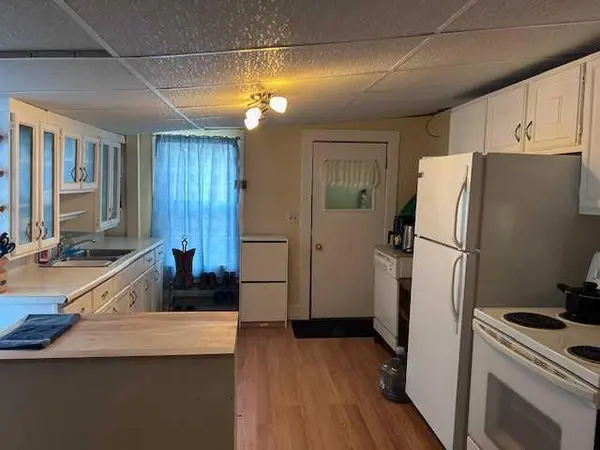 108 1 AVE E, Hanna, AB T0J 1P0