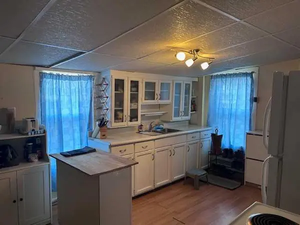 108 1 AVE E, Hanna, AB T0J 1P0