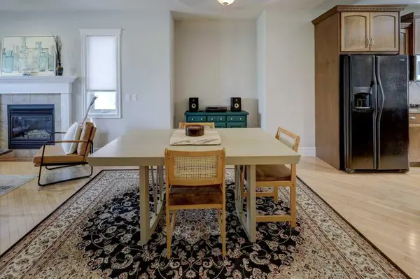 449 20 AVE NE #104, Calgary, AB T2E 1R3