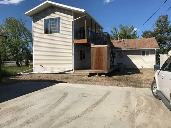 10531 104 AVE, Grande Prairie, AB T8V 1G2