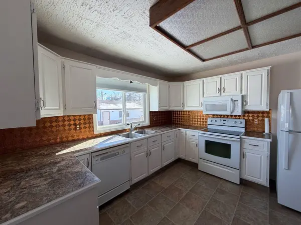 125 2 AVE E, Delia, AB T0J0W0