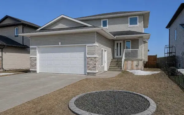 8633 102 AVE, Grande Prairie, AB T8X 0B5