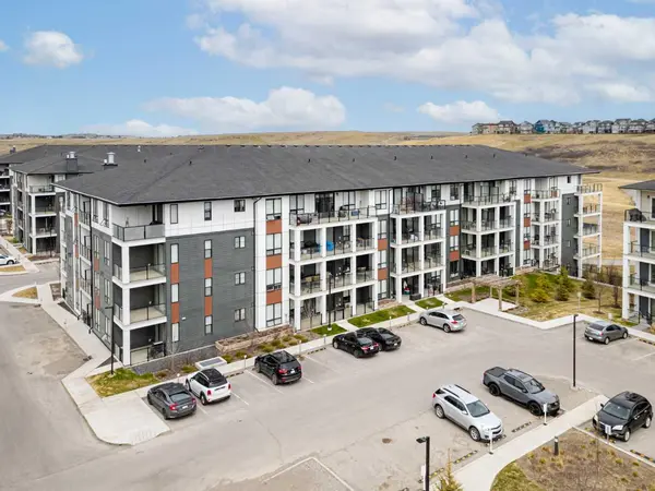 15 Sage Meadows LNDG NW #6215, Calgary, AB T3P 1E5