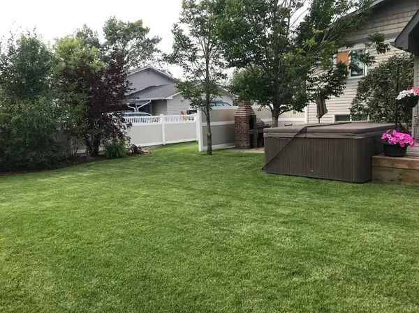 9915 101 AVE, Clairmont, AB T8X 5A5