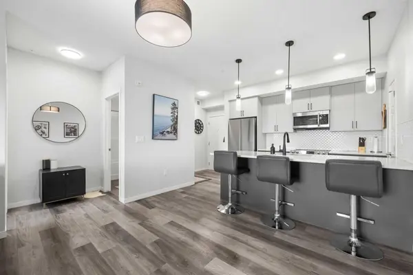 33 Carringham Gate NW #2213, Calgary, AB T3P 2H6