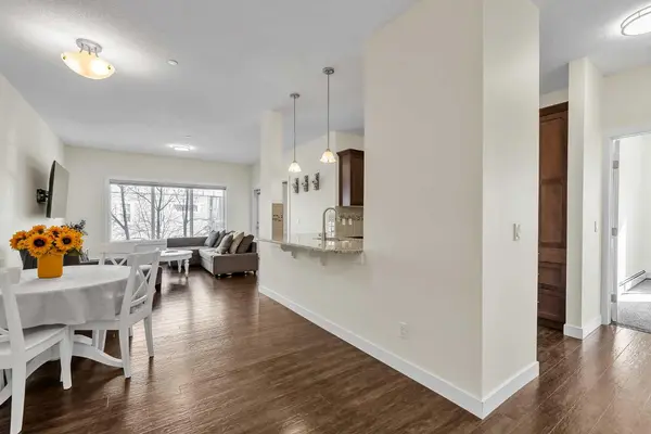 4 Kingsland Close SE #2215, Airdrie, AB T4A 0J3